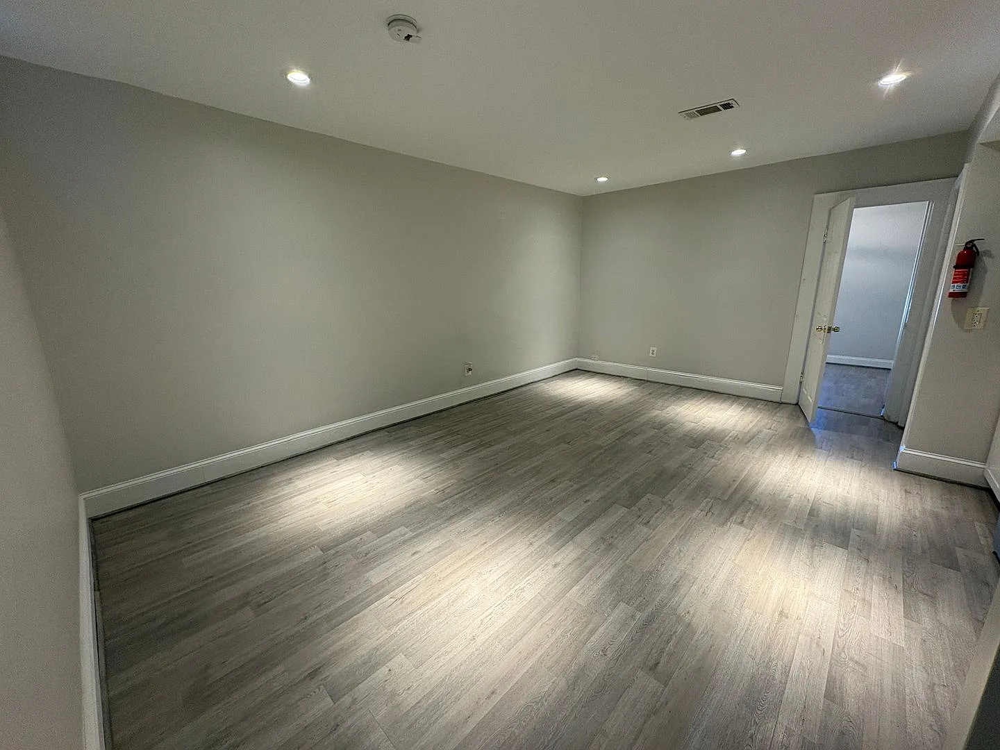 1712 West Virginia Avenue NE — Photo 4