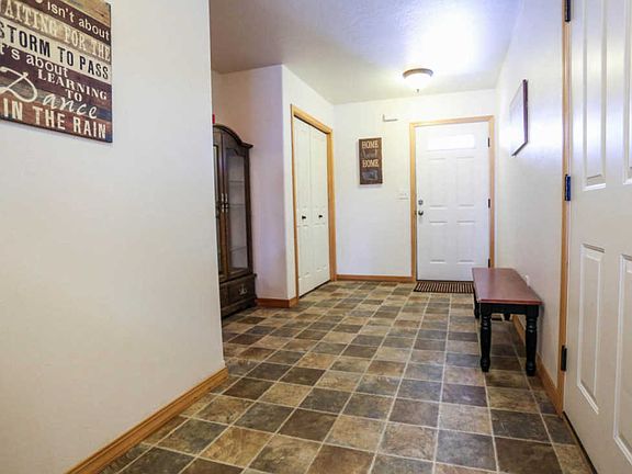 3rd image of 2036 Mount Ave Unit C