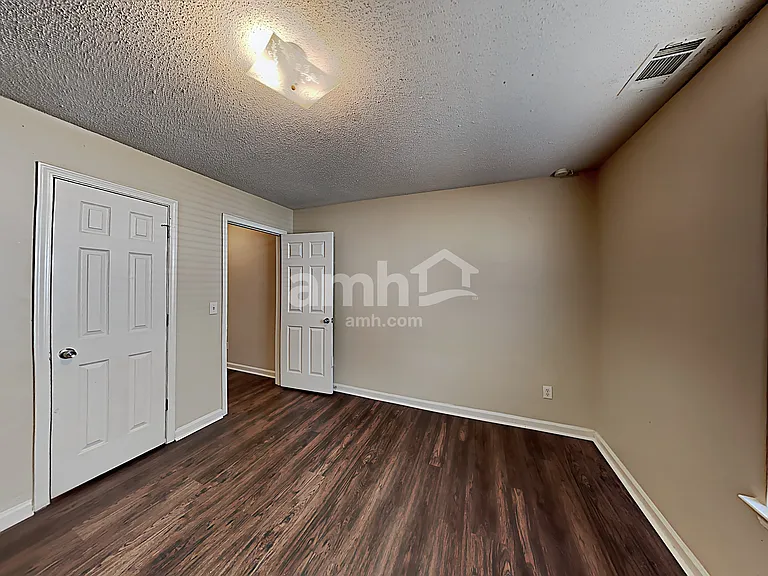512 Hamlet Dr — Photo 20