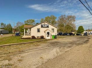 831 Emerson St, Dover, OH 44622