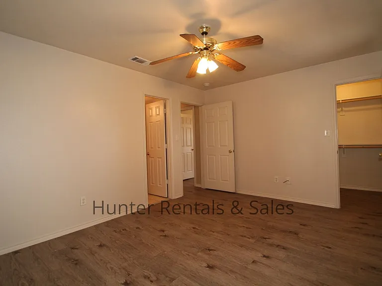 5006A John David Dr — Photo 13