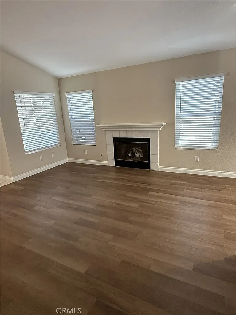 2 bed, 920 sqft, $2,995 — Photo 4