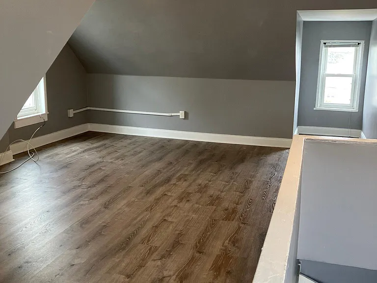 330 E Goepp St — Photo 18