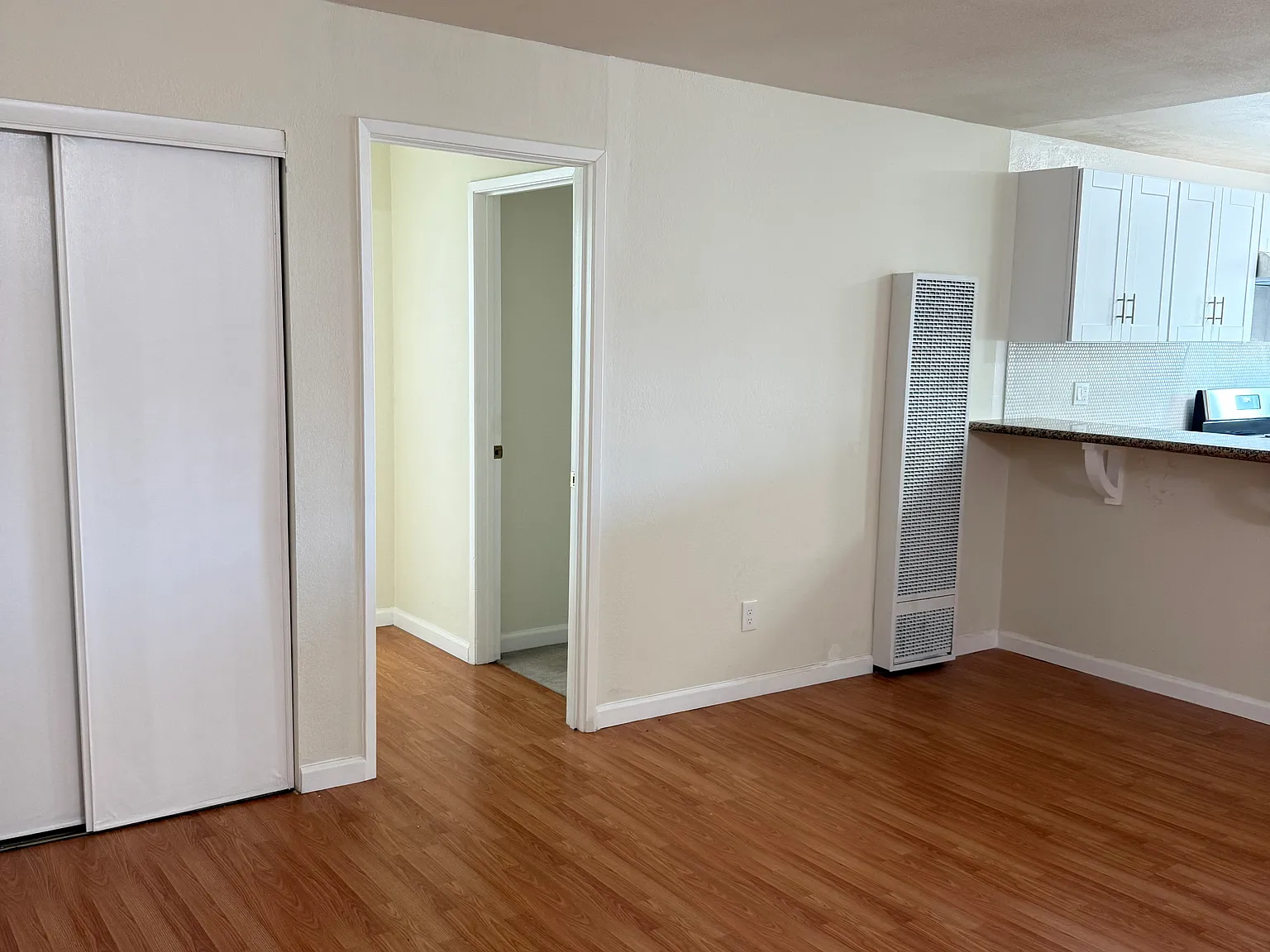 3 bed, 1282 sqft, $2,795 — Photo 3