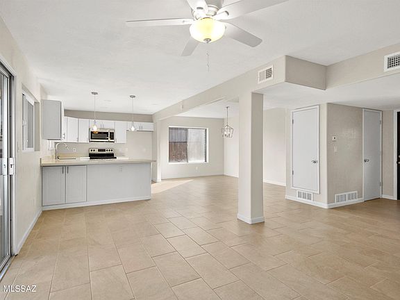 4th image of 8401 E Cambria Dr