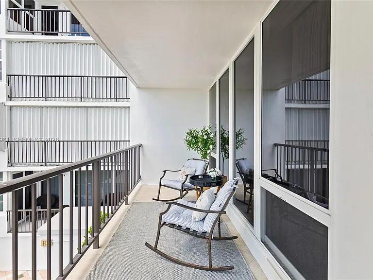 4280 Galt Ocean Dr #3G — Photo 21