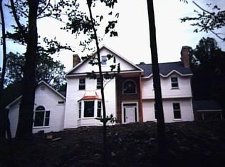 22 Blanket Meadow Dr, Monroe, CT 06468