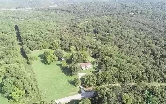 3rd image of 9210 NE Highway Hh
