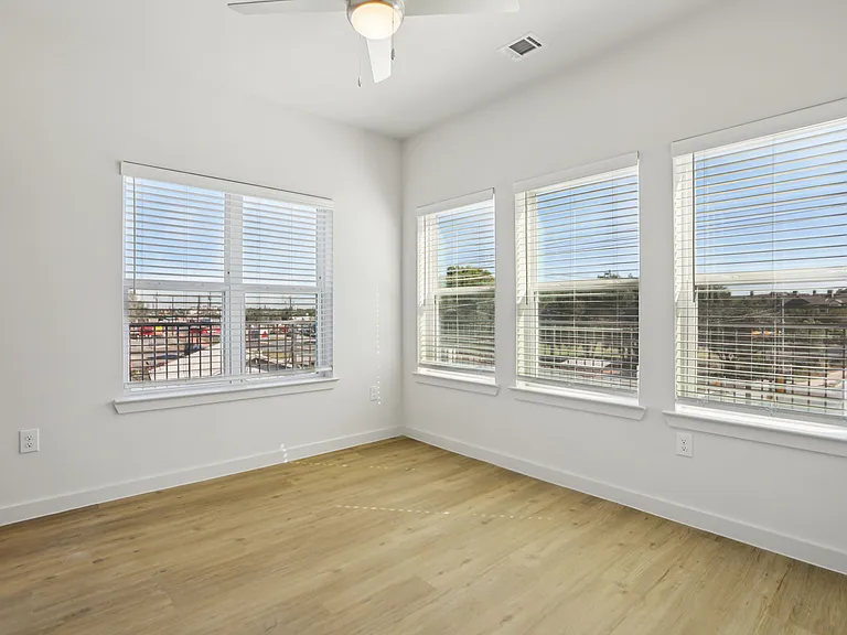 B1 Bedroom at Matador Apartments