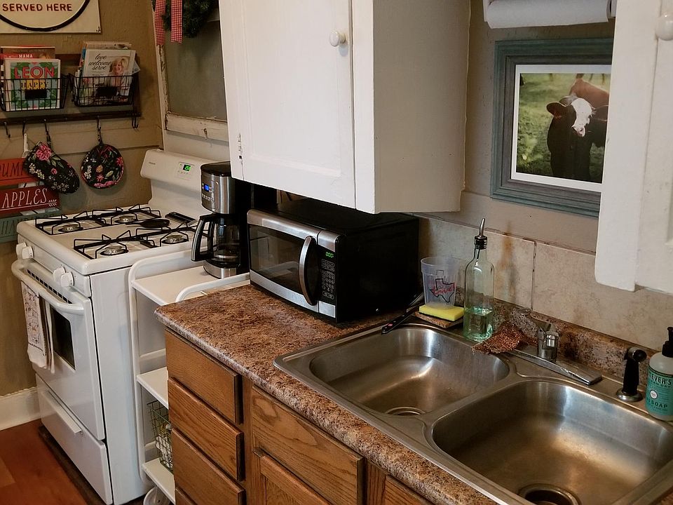 Example of how your kitchen layout might be.
