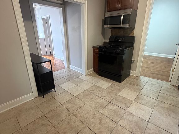 5th image of 508 67th St APT 21