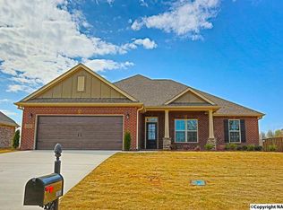 18285 Red Tail St, Athens, AL 35613