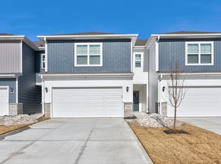 7510 S 204th Ave, Gretna, NE 68136