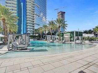 851 NE 1st Ave #1403, Miami, FL 33132