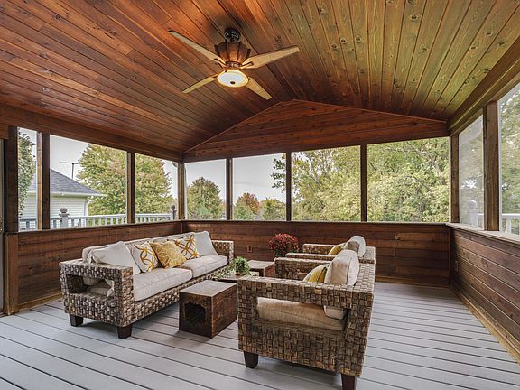 4th image of 13563 Foxberry Rd