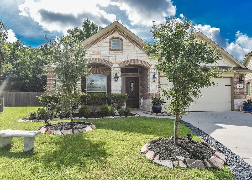 1st image of 19406 Flatrock Park Ln