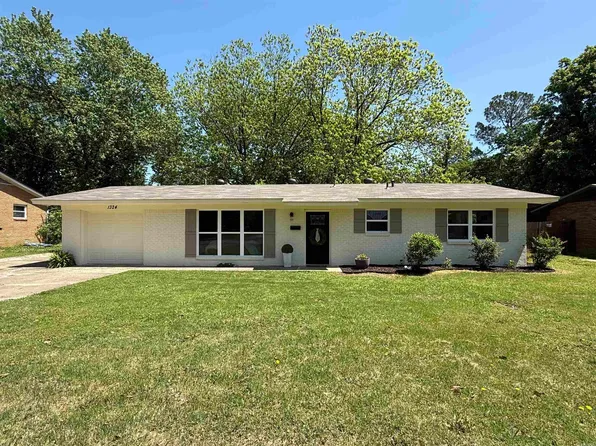 1324 Eastfield St, Conway, AR 72034