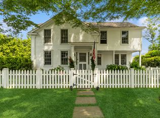30 John St, Sag Harbor, NY 11963