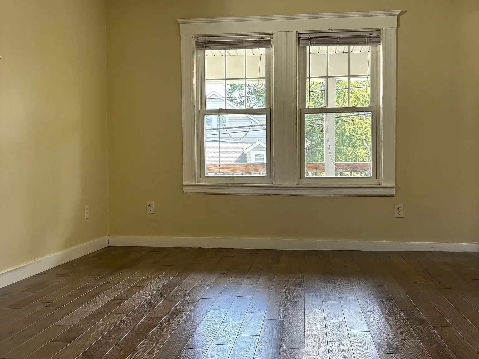 4 bed, 2100 sqft, $950 — Photo 3