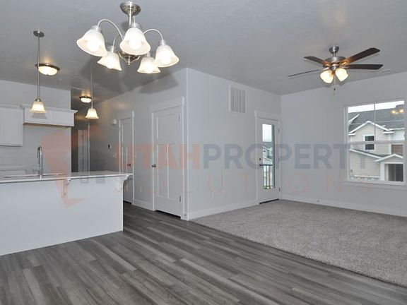 5th image of 13091 Newbridge Ln #F203