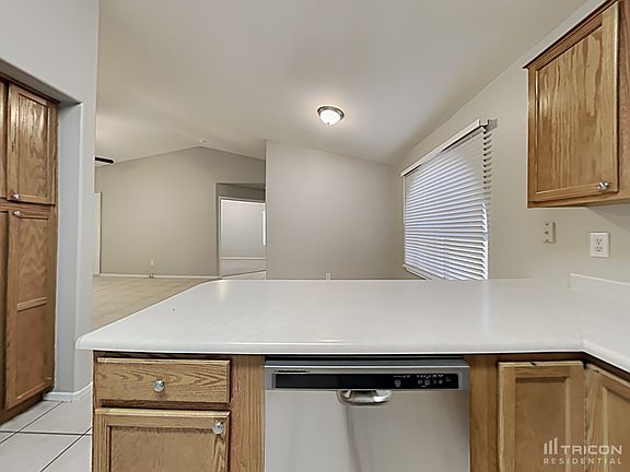 5th image of 12557 W Cambridge Ave