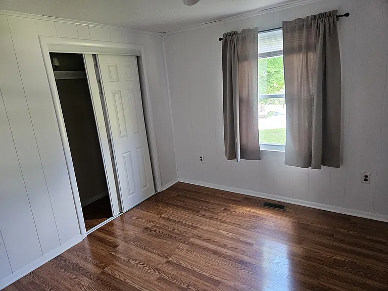 401 Church Rd — Photo 12