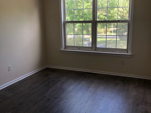 3rd image of 514 Tivoli Ct