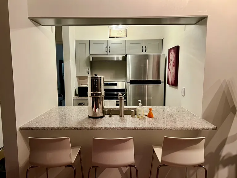 6018 Lakeview Dr #103 — Photo 3