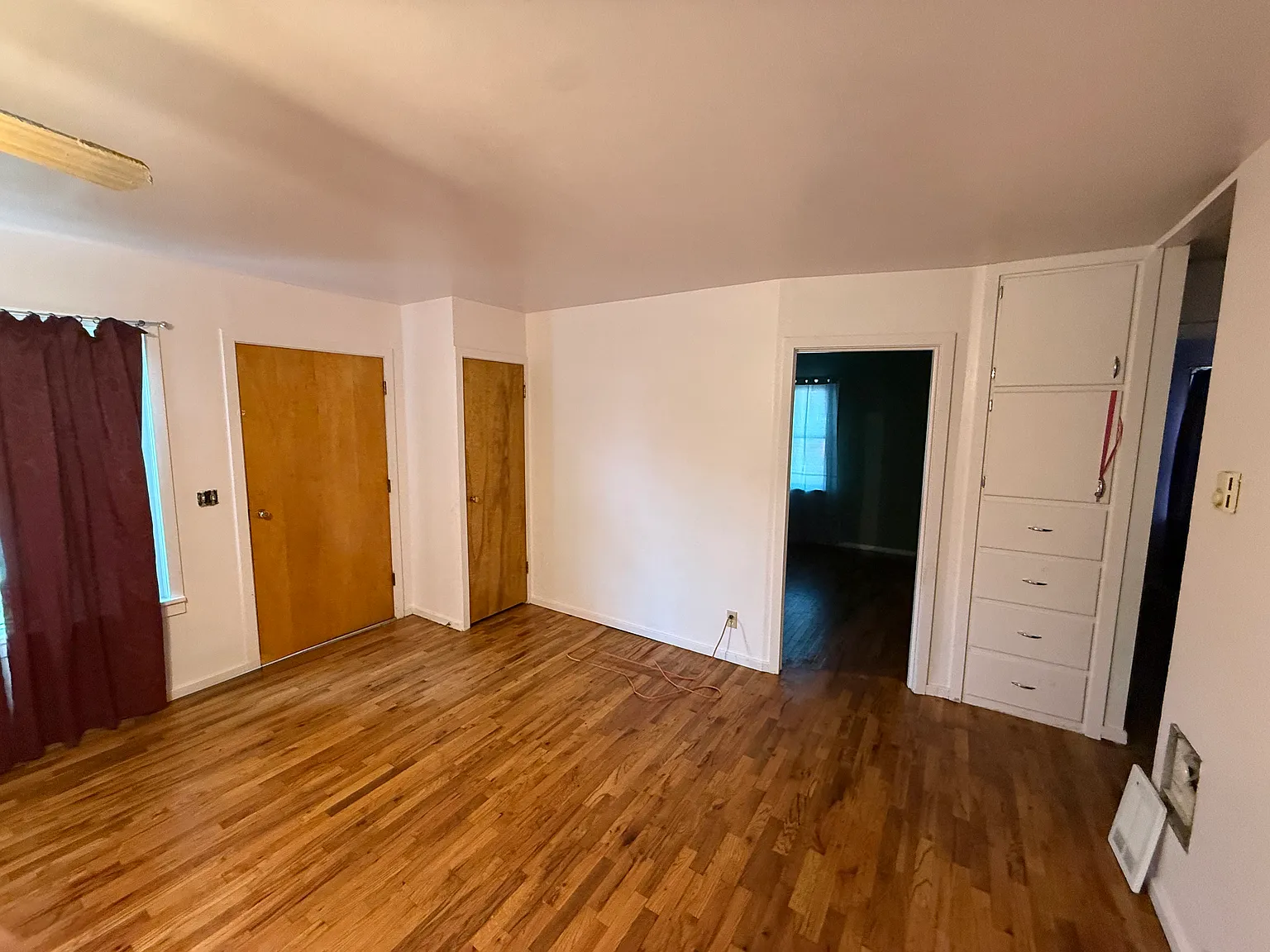 3 bed, 1092 sqft, $1,600 — Photo 4