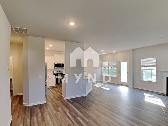 4th image of 13005 Lannister Dr