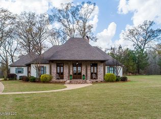 47 Tara Rd, Natchez, MS 39120
