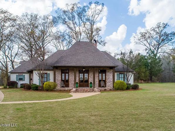 47 Tara Rd, Natchez, MS 39120