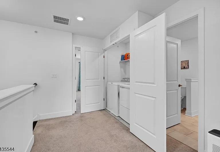 6 Martin Pl — Photo 41