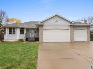 204 E 9th St, Crooks, SD 57020