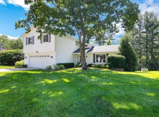 15020 Willmont Ct, Chesterfield, MO