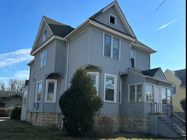 303 S 2nd Ave, Maywood, IL 60153