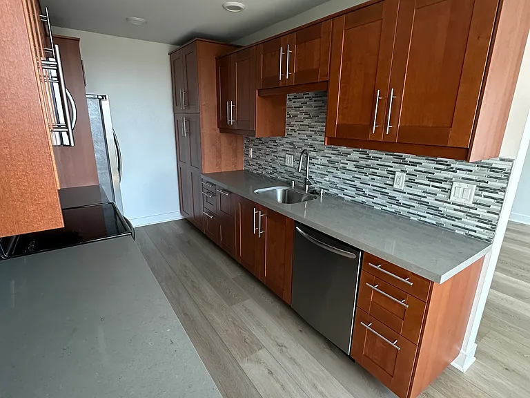 Kitchen Right