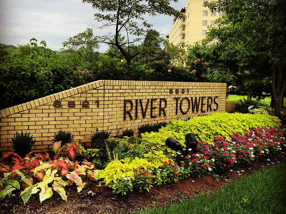 1st image of 6641 Wakefield Dr APT 215