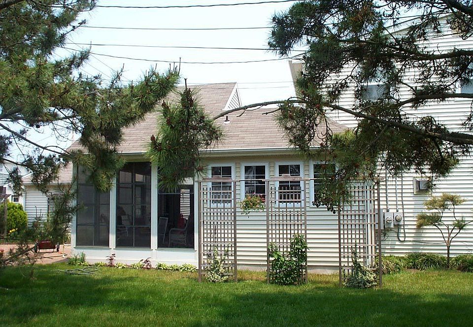 Kitchen,Porch