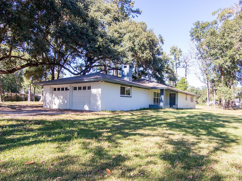 1st image of 245 Bayou Dr