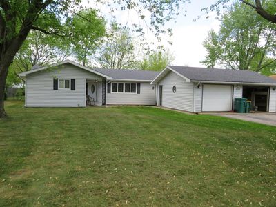 409 Pacific St, Essex, IL, 60935