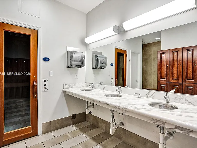 6917 Collins Ave #503 — Photo 43