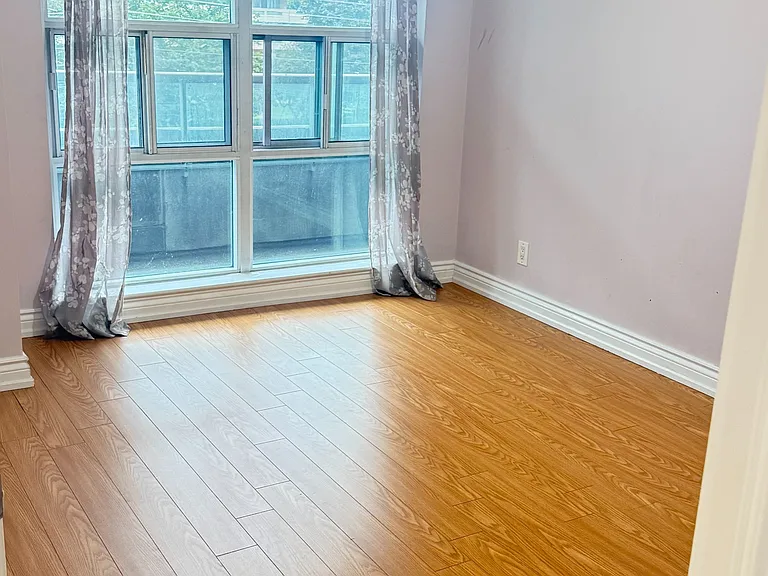 1 Elm Dr W #312 — Photo 8