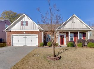 1822 Madrid Falls Dr, Braselton, GA 30517