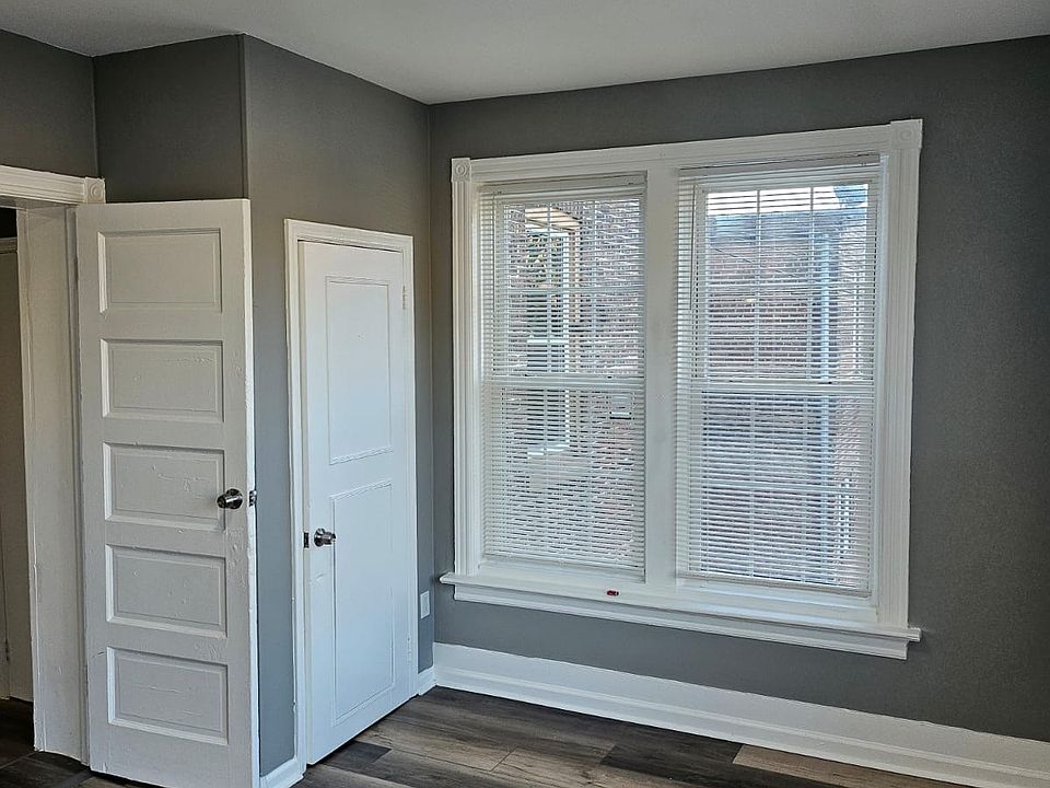 1st image of 301 S Clinton Ave