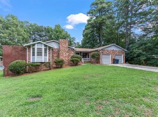 365 River Brook Ct, Riverdale, GA 30274