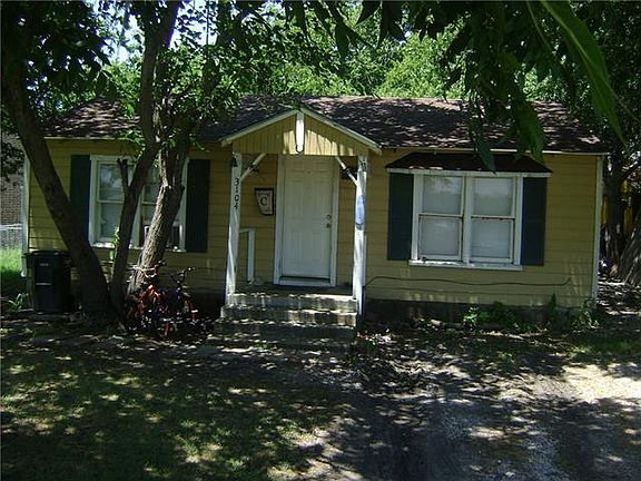 2nd image of 3104 San Jacinto Dr