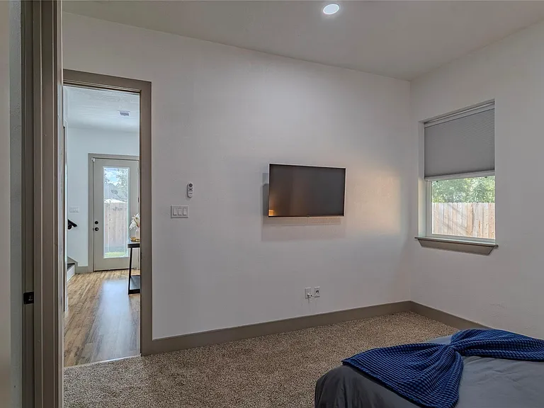 5901 Crest Ct #A — Photo 15