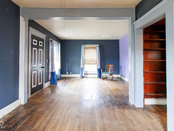 5th image of 2024 Westview Dr