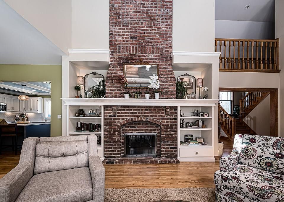 12615 Quail Hollow Dr, Kansas City, KS 66109 Zillow